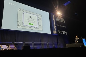 Clive is on stage at Brighton SEO delivering his talk