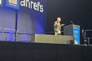 Clive is on stage at Brighton SEO delivering his talk